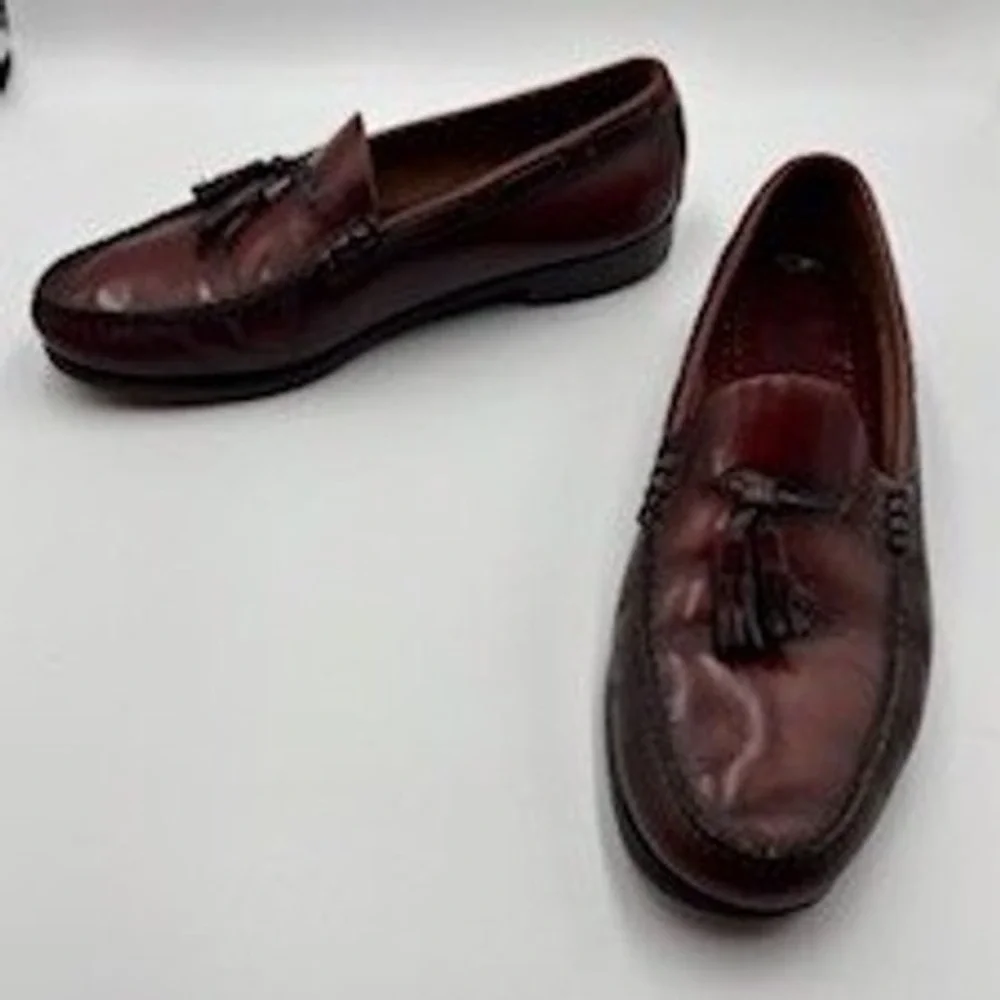 GH Bass Weejuns‎ Tassel Loafers 10.5 Burgundy Leather Mens Dress Shoes Old Money